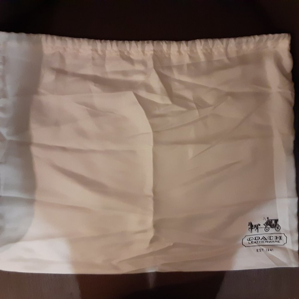 Coach purse - Picture 3 of 5